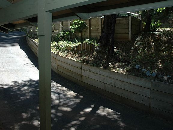 3rd image of 1733 Evergreen Ln