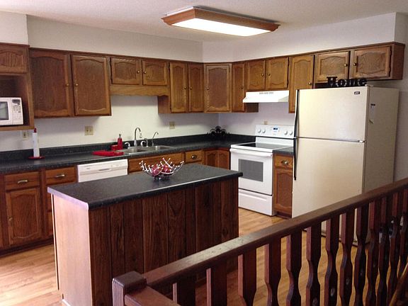 4th image of 623 Briarwood Dr