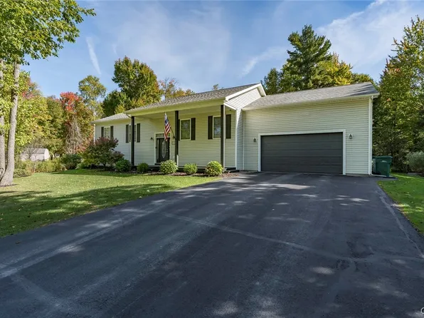 23144 Converse Dr, Watertown, NY 13601