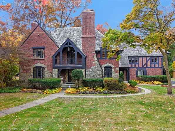 19511 Lowell Dr, Detroit, MI 48203