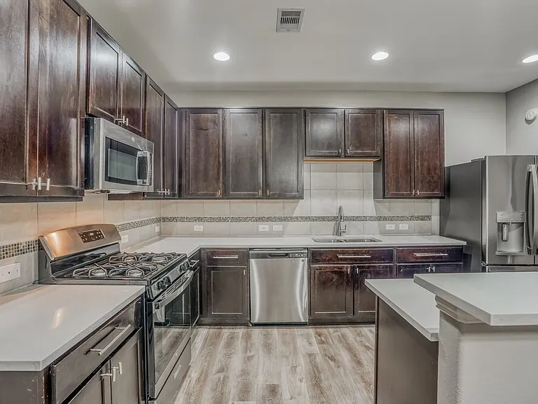 6006 Lovage Ave — Photo 8