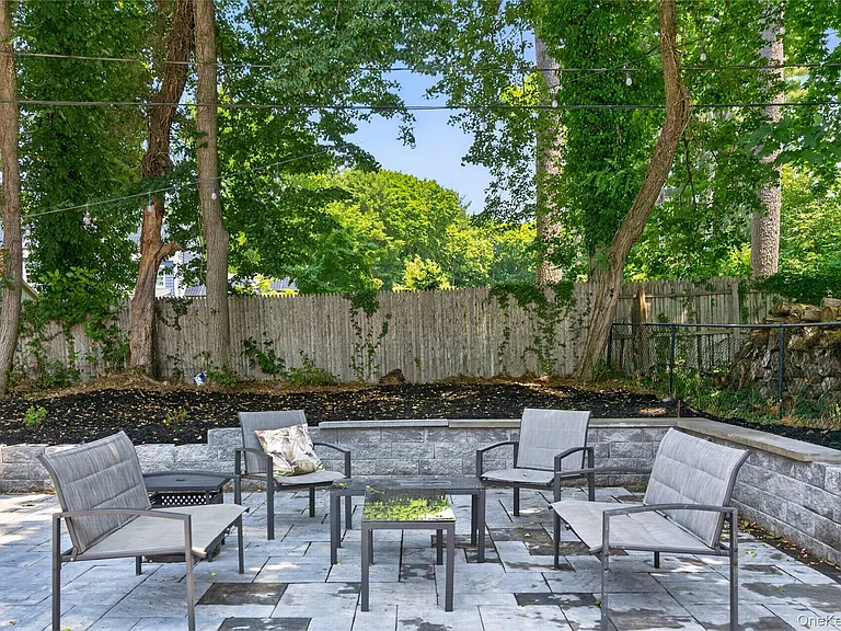 5 Kohlsaat Ct — Photo 21