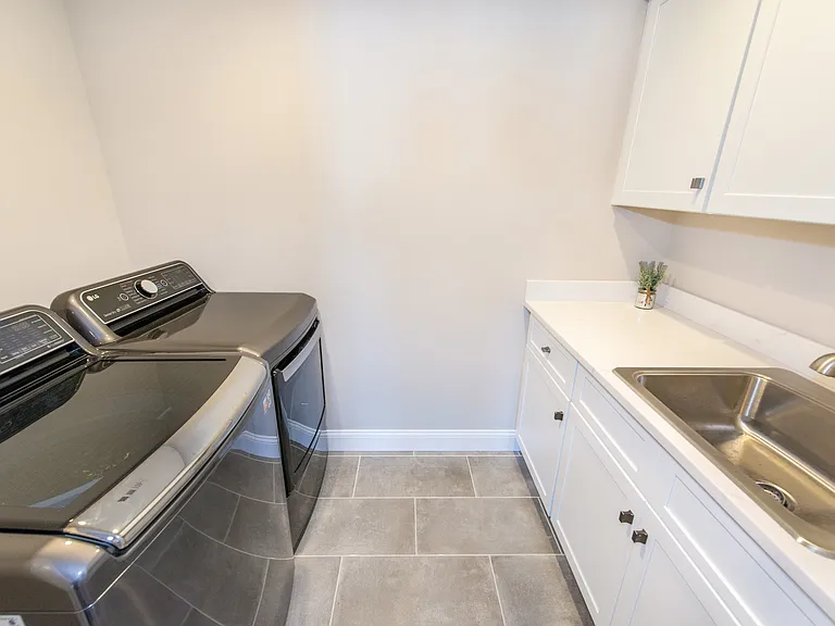 6 Elm St #10 — Photo 22