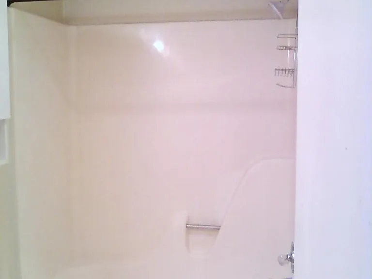 hall shower