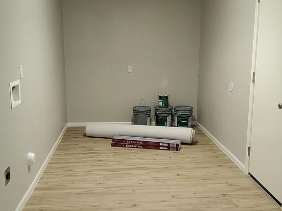 4th image of 4057 E FRIESS Drive