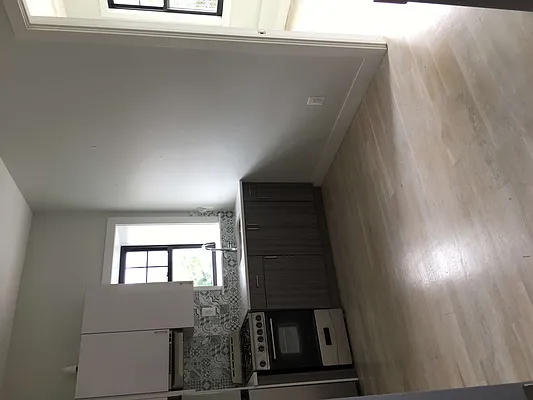 Rented by Nooklyn NYC LLC | media 62