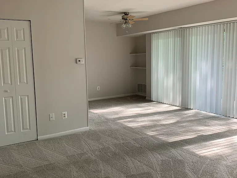 Skyview Apartments — Photo 10