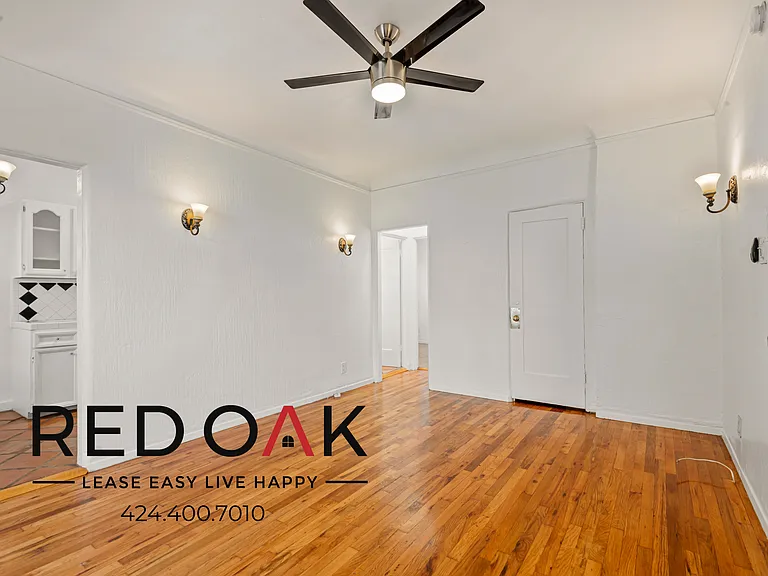 660 S Cochran Ave #107 — Photo 4