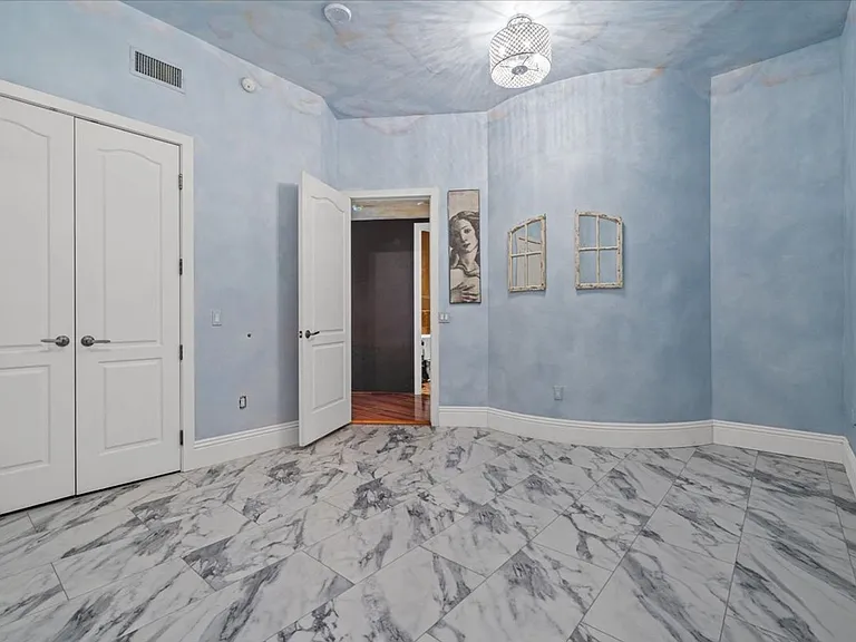 360 E Desert Inn Rd #403 — Photo 24