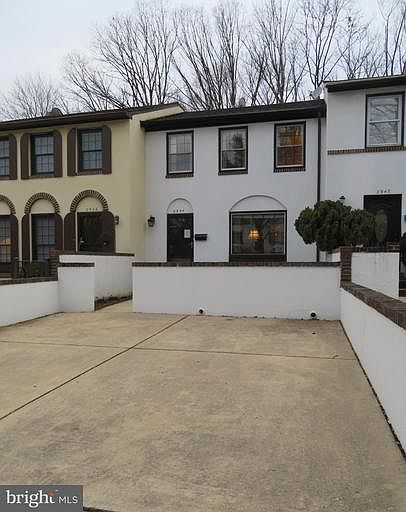 1st image of 2944 Espana Ct
