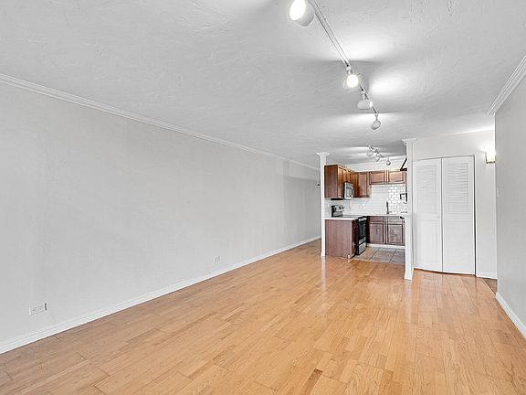 5th image of 550 E 12th Ave APT 710