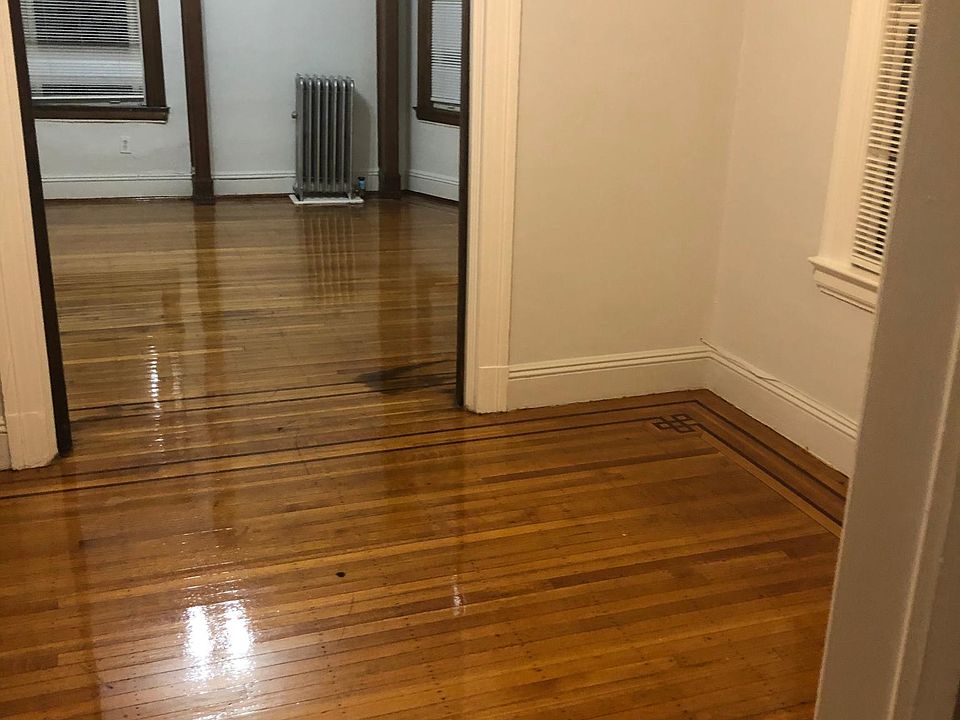 1st image of 21138 43rd Ave #1
