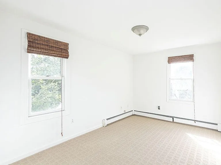 66 Center Ave — Photo 21