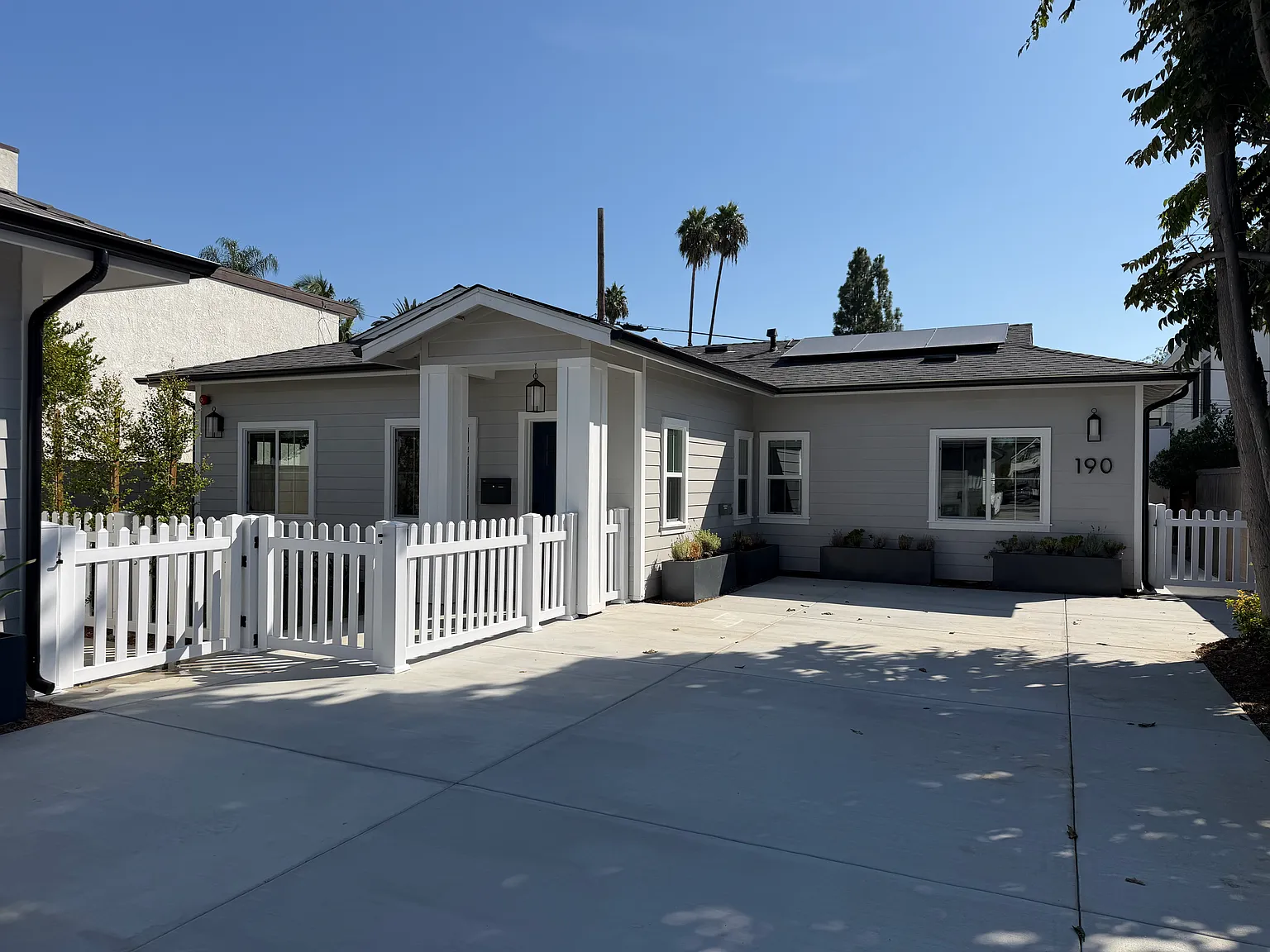 3 bed, 1198 sqft, $4,150 — Photo 2