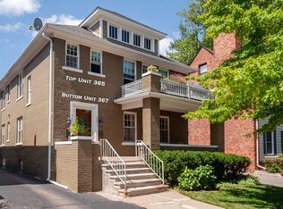 367 Rivard Blvd #367, Grosse Pointe, MI 48230