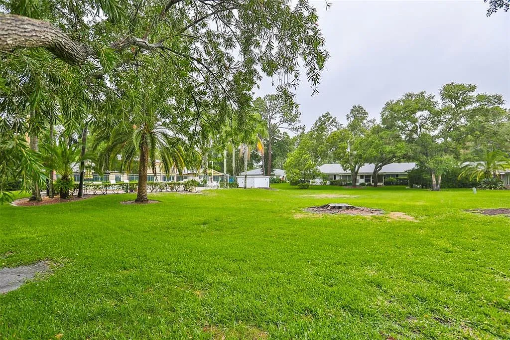 2 bed, 2.0 bath, 1390 sqft, $2,095 — Photo 4