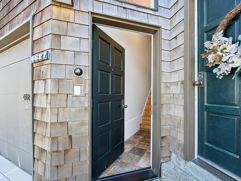 Private entrance