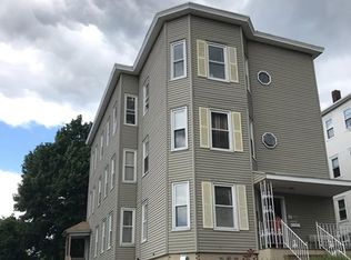 12 Caroline St, Worcester, MA 01604