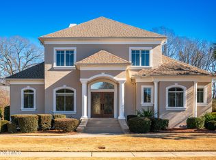 4110 Countrydown Dr, Greenville, NC 27834