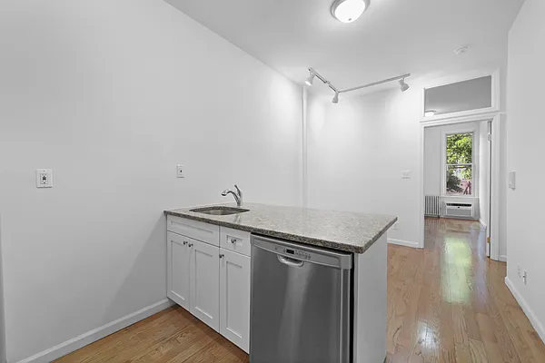 Rented by The Property Firm | media 5