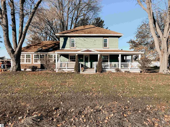 3787 E Laporte Rd, Hemlock, MI 48626