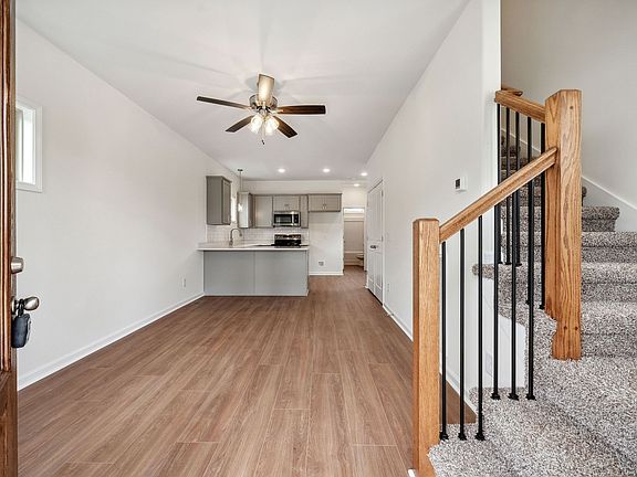 2nd image of 869 Dogwood Trl Lot 11