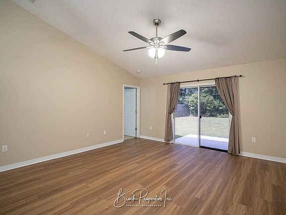 5th image of 5807 Dandelion Ln