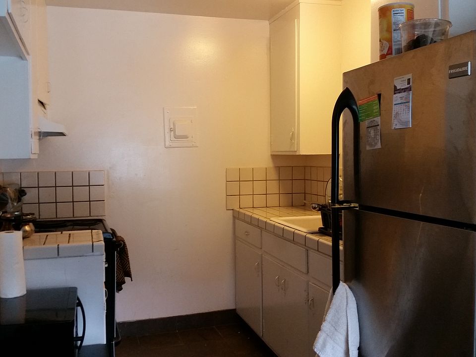 2nd image of 1176 Ayala Dr APT 4