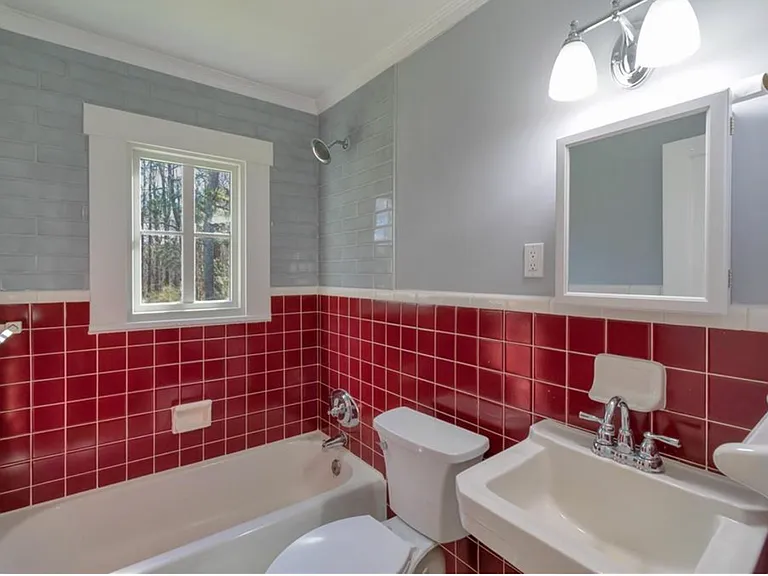 903 Edwin St NW — Photo 14