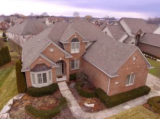 63679 Dover Ct, Washington, MI 48095