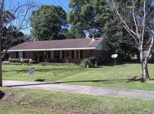 622 3rd St, Jennings, LA 70546
