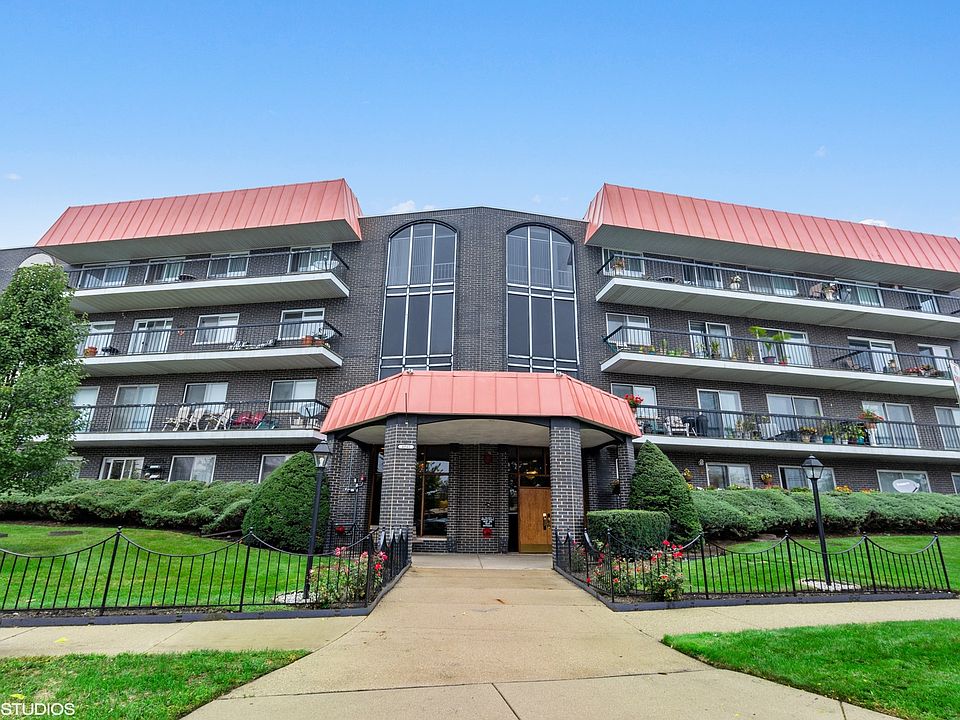 1st image of 4840 Foster St APT 209
