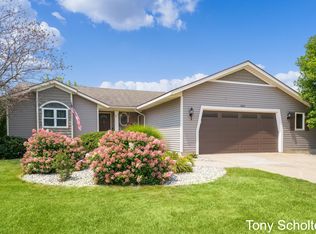 3693 Black Creek Dr, Hudsonville, MI 49426