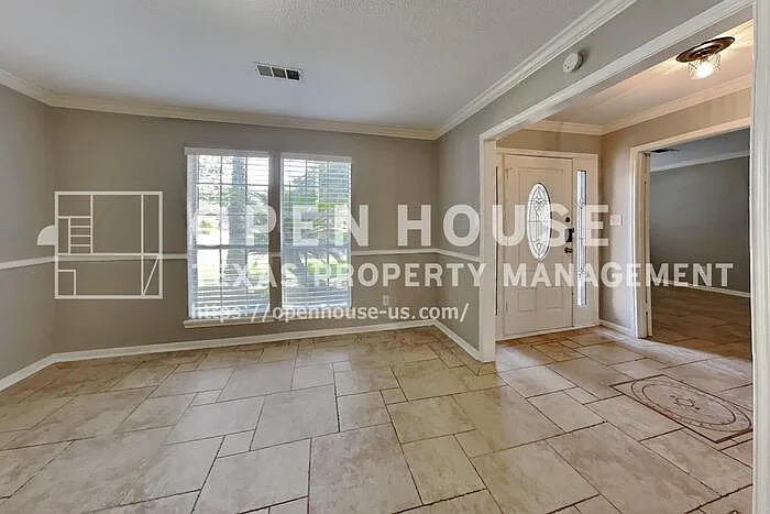 8427 Burwood Park Dr — Photo 8