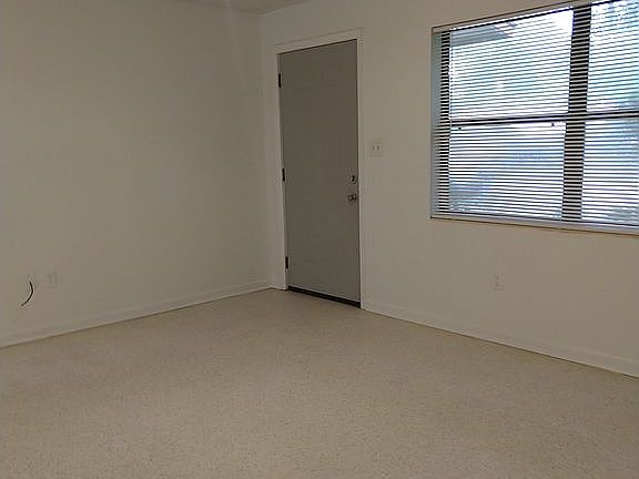 4th image of 4214 NW 20th St
