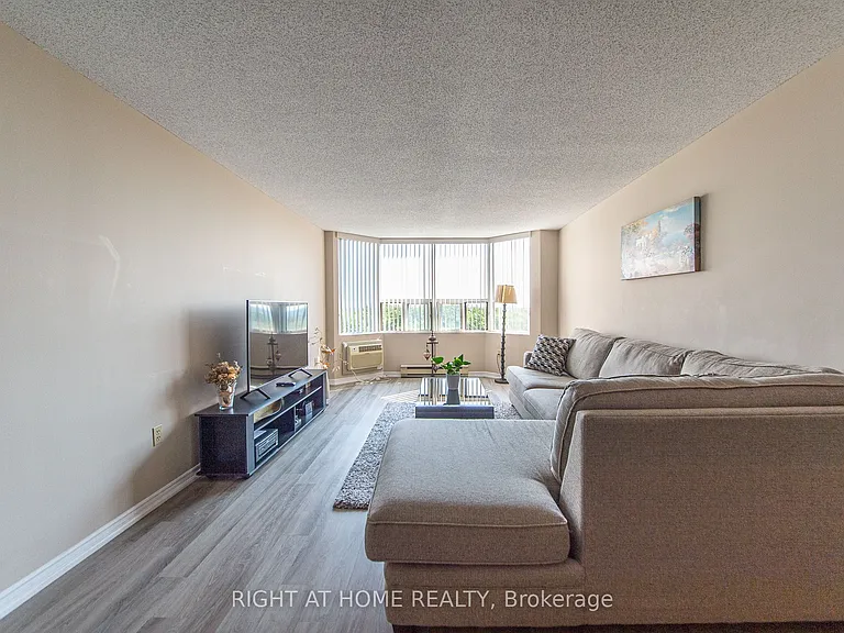 35 Green Valley Dr #1714 — Photo 11