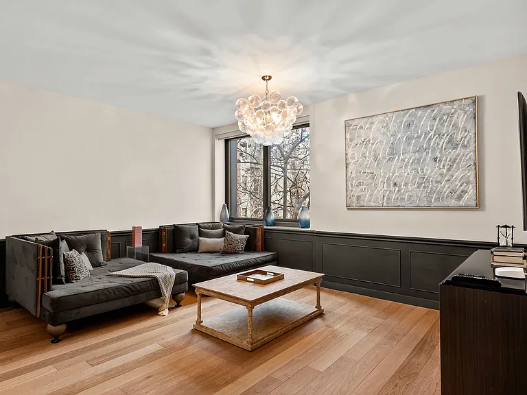 360 E 89th St #4E1 — Photo 2