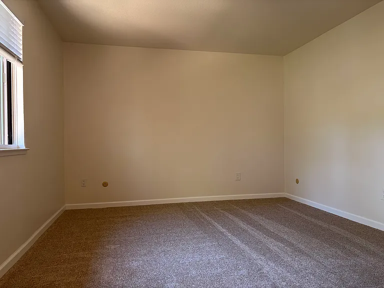 10 Clay Ct #10 — Photo 4
