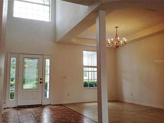 4th image of 2663 Greenwillow Dr