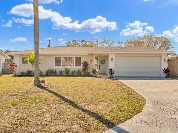 1510 Lakeside Dr, Dunedin, FL 34698