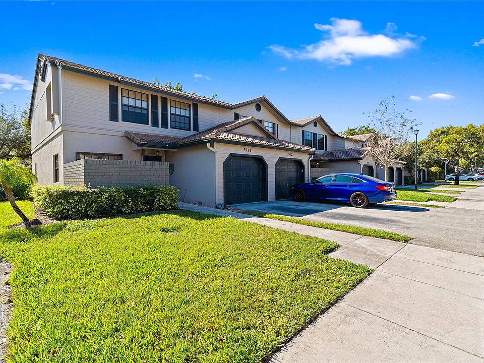 1st image of 9129 N Vineyard Lake Drive #9129