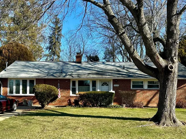 5229 Queensberry Ave, Springfield, VA 22151