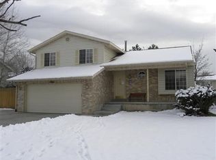 950 E Diana Hills Way, Sandy, UT 84094