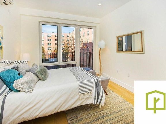 5th image of 961 Willoughby Ave APT 2H