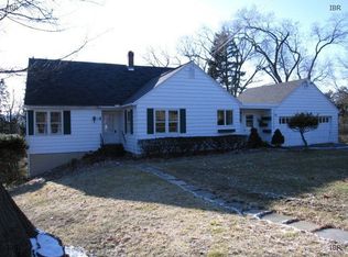 508 Hanshaw Rd, Ithaca, NY 14850