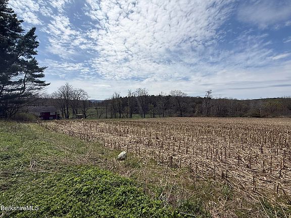 4th image of 84 S Hurlburt Rd