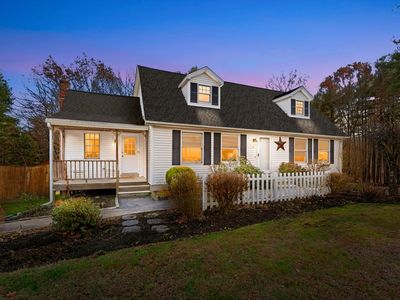 14 Woodland Rd, Uxbridge, MA, 01569