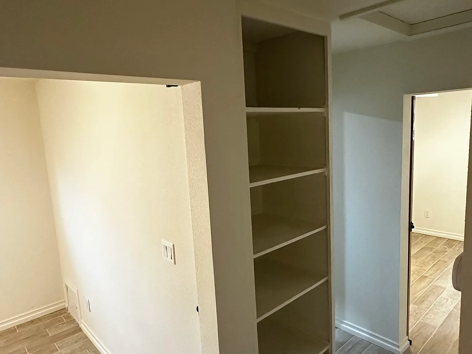 2 bed, 744 sqft, $1,700 — Photo 2