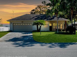 8458 Beach Rd, Spring Hill, FL 34606