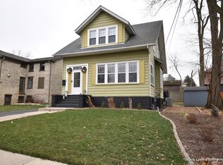 506 S 4th Ave, St Charles, IL 60174
